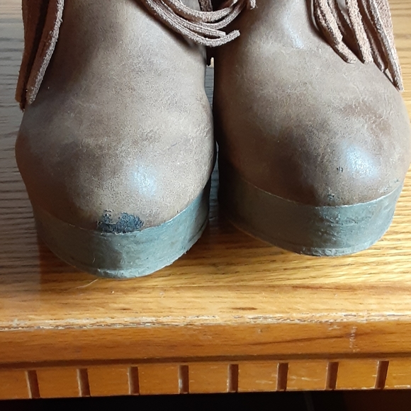Sbicca Brown Leather Wedge Booties - Picture 10 of 10